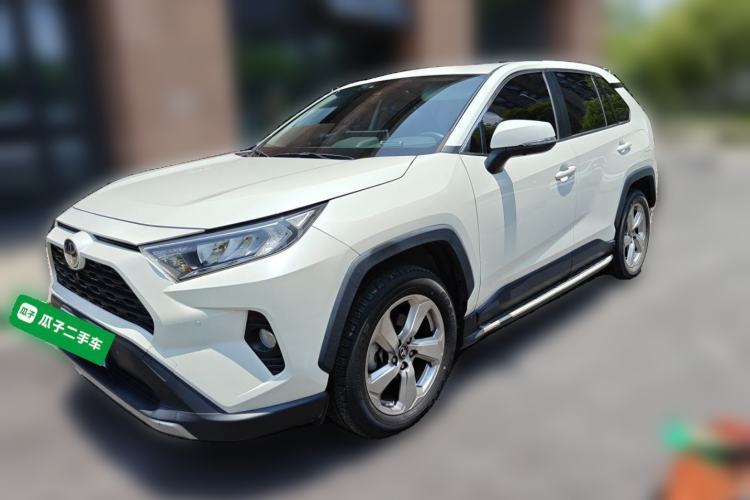 Used Toyota RAV4 2020 2.0L CVT Two-Wheel Drive Fashion PLUS Edition Guazi used car, China used car export, Used car for sale, Used  cars, Cheapest cars for sale