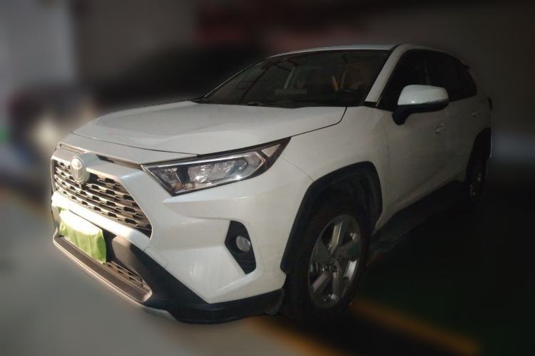 Used Toyota RAV4 2020 2.0L CVT Two-Wheel Drive Fashion PLUS Edition Guazi used car, China used car export, Used car for sale, Used  cars, Cheapest cars for sale