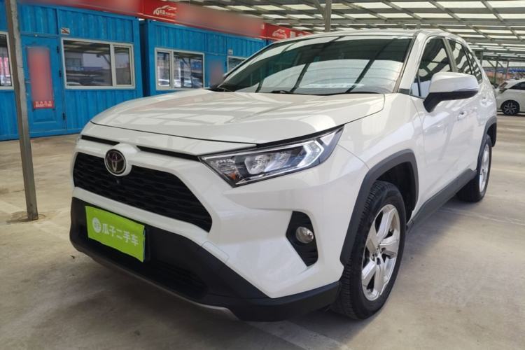Used Toyota RAV4 2020 2.0L CVT Two-Wheel Drive Fashion PLUS Edition Guazi used car, China used car export, Used car for sale, Used  cars, Cheapest cars for sale
