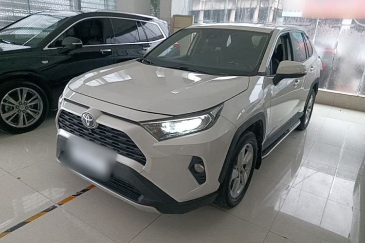 Used Toyota RAV4 2020 2.0L CVT Two-Wheel Drive Fashion PLUS Edition Guazi used car, China used car export, Used car for sale, Used  cars, Cheapest cars for sale