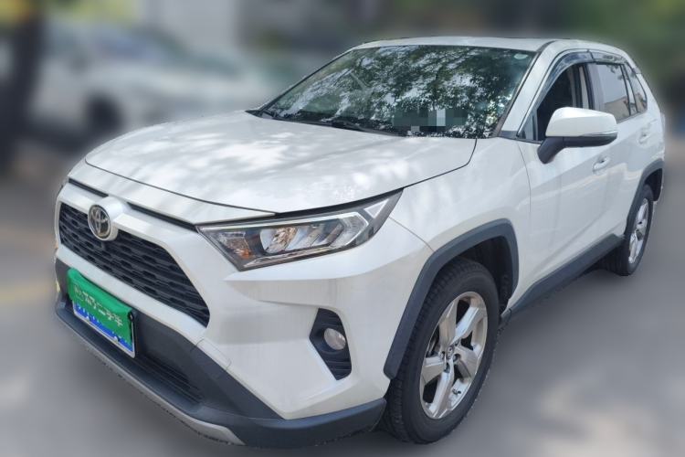 Used Toyota RAV4 2020 2.0L CVT Two-Wheel Drive Fashion Edition Guazi used car, China used car export, Used car for sale, Used  cars, Cheapest cars for sale