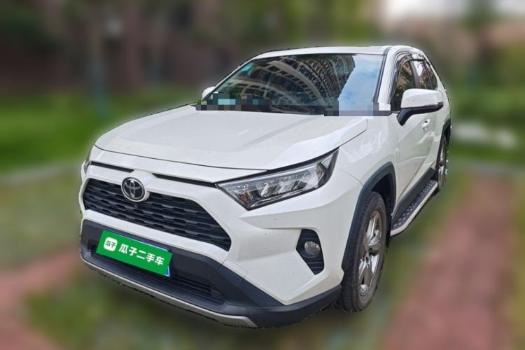 Used Toyota RAV4 2020 2.0L CVT Two-Wheel Drive Fashion Edition Guazi used car, China used car export, Used car for sale, Used  cars, Cheapest cars for sale