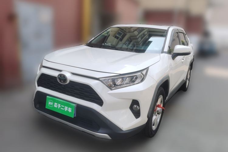 Used Toyota RAV4 2020 2.0L CVT Two-Wheel Drive Fashion PLUS Edition Guazi used car, China used car export, Used car for sale, Used cars, Cheapest cars for sale