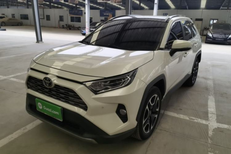Used Toyota RAV4 2020 2.0L CVT Two-Wheel Drive Prestige Edition Guazi used car, China used car export, Used car for sale, Used cars, Cheapest cars for sale