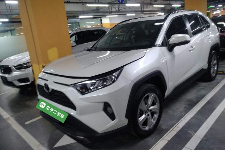 Used Toyota RAV4 2020 2.0L CVT 4x4 Trend Edition Guazi used car, China used car export, Used car for sale, Used  cars, Cheapest cars for sale