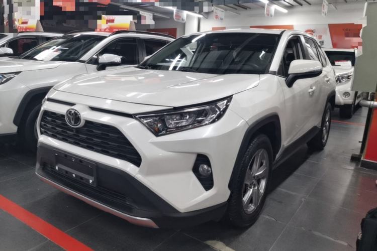 Used Toyota RAV4 2020 2.0L CVT Two-Wheel Drive Fashion Edition Guazi used car, China used car export, Used car for sale, Used Toyota cars, Cheapest cars for sale