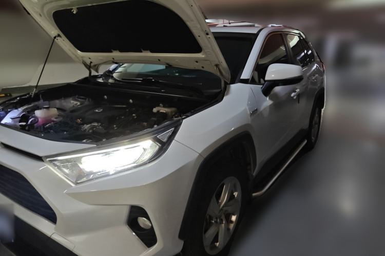 Used Toyota RAV4 2020 Dual-Engine 2.5L E-CVT Two-Wheel Drive Elite Edition Guazi used car, China used car export, Used car for sale, Used  cars, Cheapest cars for sale