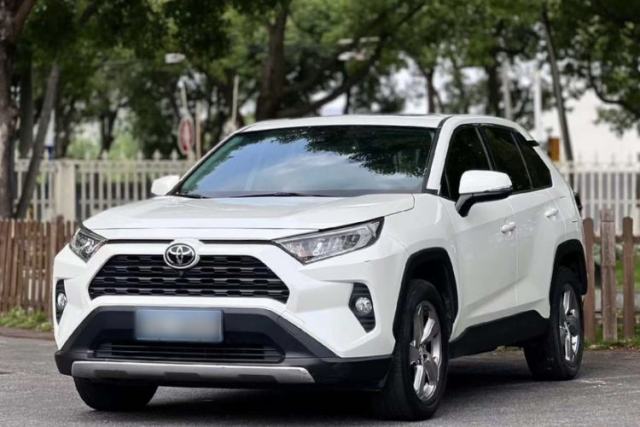 Used Toyota RAV4 2020 2.0L CVT Two-Wheel Drive Fashion PLUS Edition