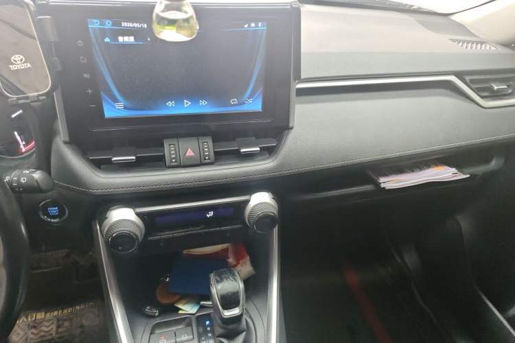 Used Toyota RAV4 2020 2.0L CVT Two-Wheel Drive Fashion PLUS Edition Audio And AC Panel