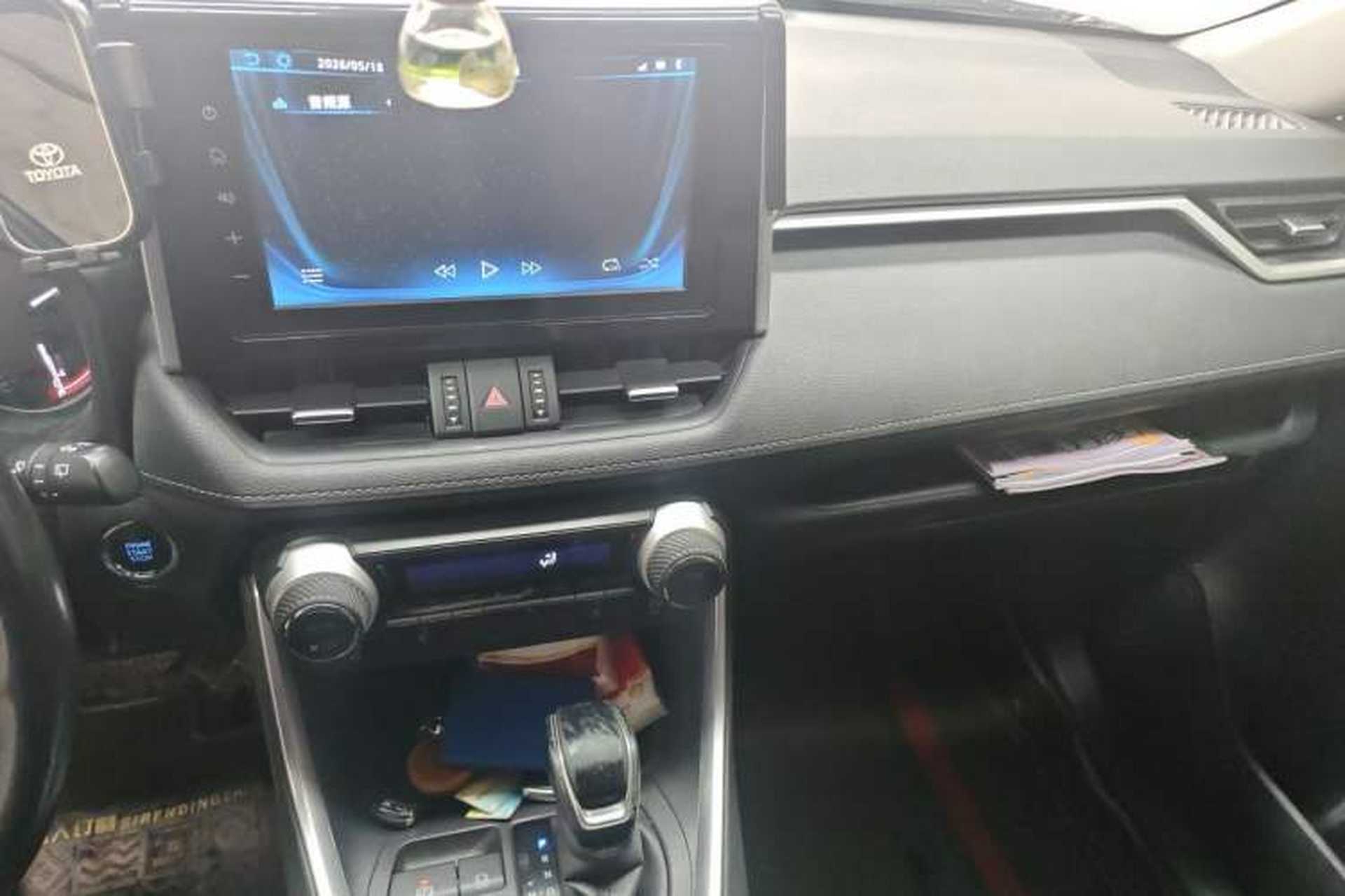 Used Toyota RAV4 2020 2.0L CVT Two-Wheel Drive Fashion PLUS Edition Audio And AC Panel