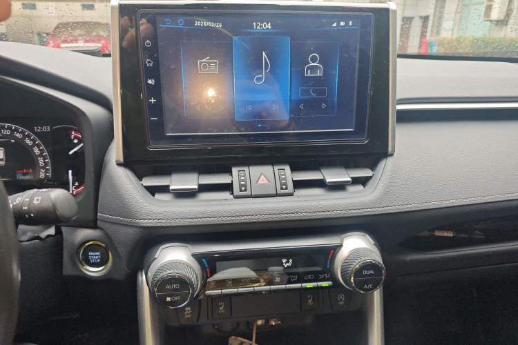Used Toyota RAV4 2020 2.0L CVT Two-Wheel Drive Fashion PLUS Edition Audio And AC Panel