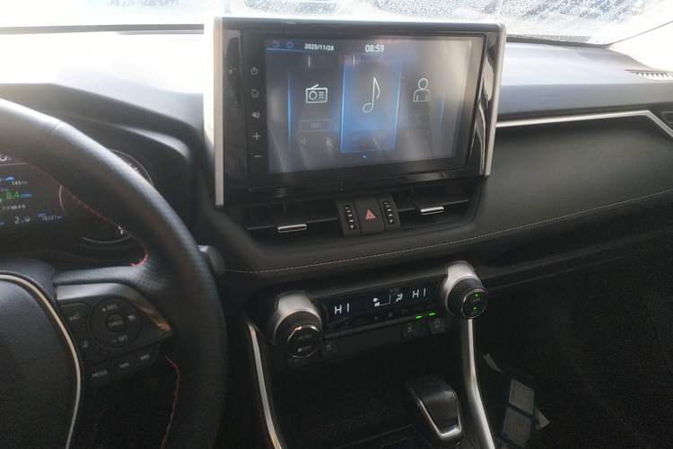 Used Toyota RAV4 2020 2.0L CVT Two-Wheel Drive Fashion PLUS Edition Audio And AC Panel
