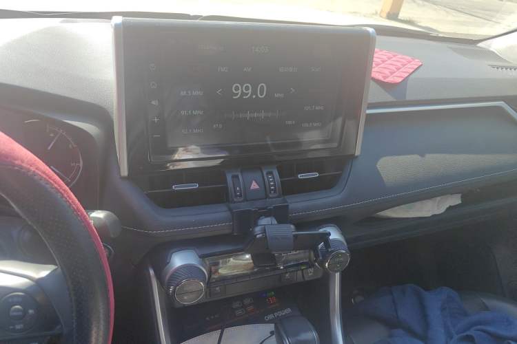 Used Toyota RAV4 2020 2.0L CVT Two-Wheel Drive Fashion PLUS Edition Audio And AC Panel