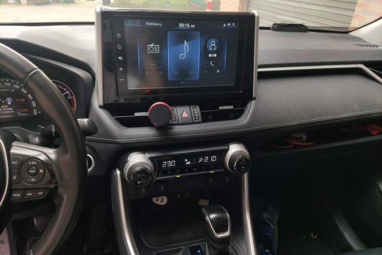 Used Toyota RAV4 2020 2.0L CVT Two-Wheel Drive Fashion PLUS Edition Audio And AC Panel