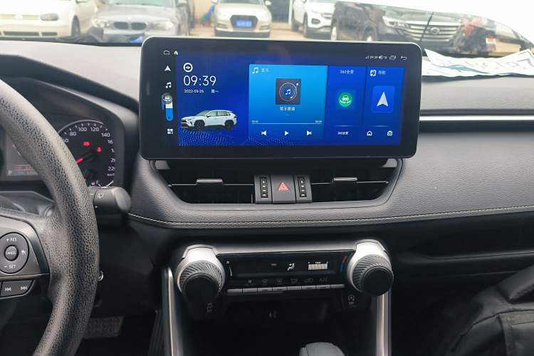 Used Toyota RAV4 2020 2.0L CVT Two-Wheel Drive Urban Edition Audio And AC Panel