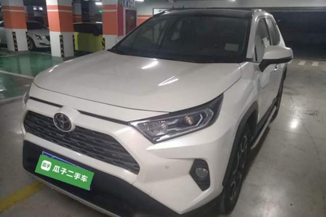 Used Toyota RAV4 2020 2.0L CVT Four-Wheel Drive Prestige Edition
