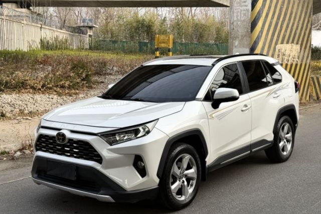 Used Toyota RAV4 2020 2.0L CVT Two-Wheel Drive Fashion PLUS Edition