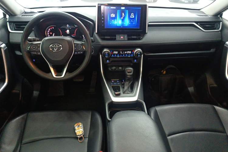 Used Toyota RAV4 2020 2.0L CVT Two-Wheel Drive Fashion Edition Center Console