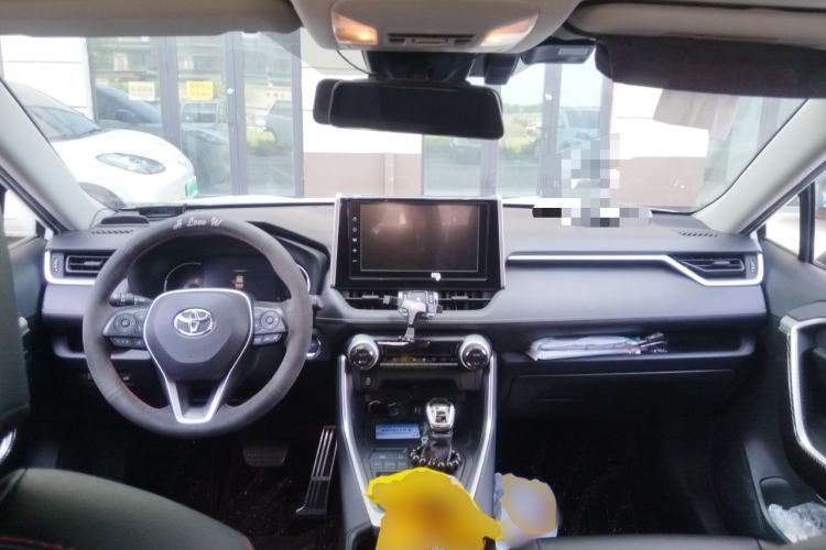Used Toyota RAV4 2020 Dual-Engine 2.5L E-CVT Two-Wheel Drive Elite Edition Center Console