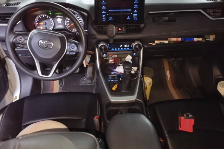 Used Toyota RAV4 2020 2.0L CVT Two-Wheel Drive Urban Edition Center Console