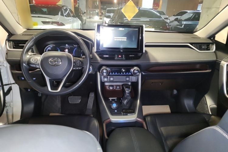 Used Toyota RAV4 2020 Dual-Motor 2.5L E-CVT Four-Wheel Drive Flagship Edition Center Console