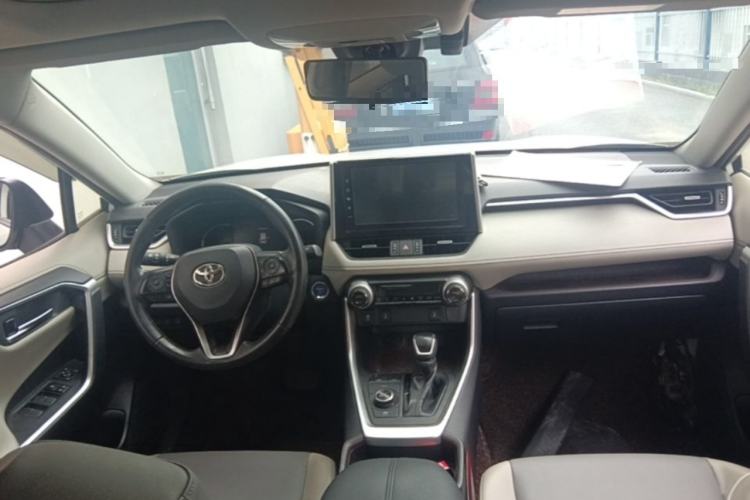 Used Toyota RAV4 2020 Dual-Motor 2.5L E-CVT Four-Wheel Drive Flagship Edition Center Console