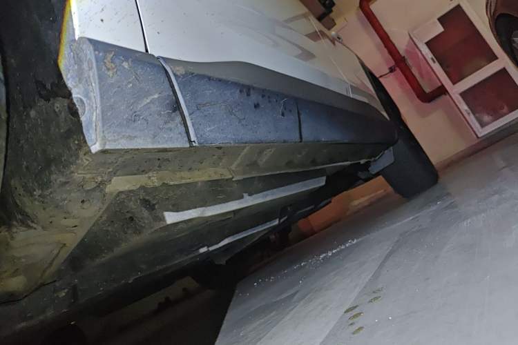 Used Toyota RAV4 2020 Dual-Engine 2.5L E-CVT 4x4 Elite PLUS Edition Chassis Front Left