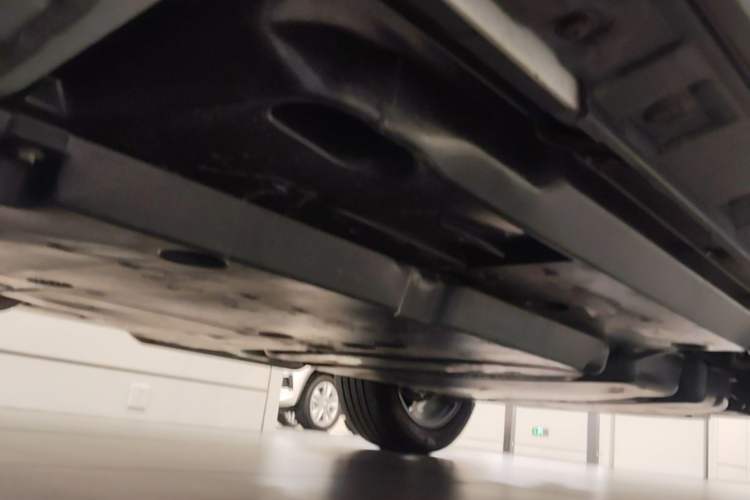 Used Toyota RAV4 2020 Dual-Motor 2.5L E-CVT Four-Wheel Drive Flagship Edition Chassis Front Left