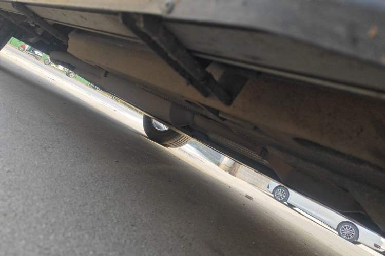 Used Toyota RAV4 2020 Dual-Motor 2.5L E-CVT Four-Wheel Drive Flagship Edition Chassis Front Right