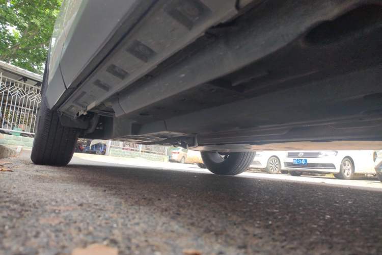 Used Toyota RAV4 2020 2.0L CVT Two-Wheel Drive Prestige Edition Chassis Front Right