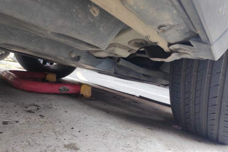 Used Toyota RAV4 2020 2.0L CVT Two-Wheel Drive Prestige Edition Chassis Front Right