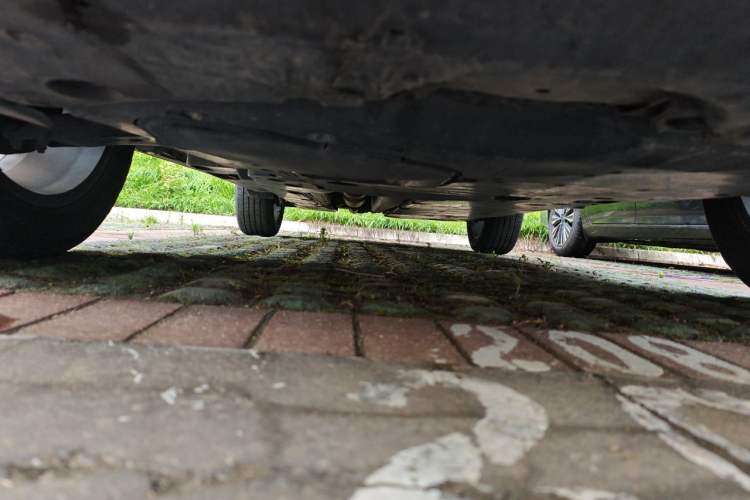 Used Toyota RAV4 2020 2.0L CVT Two-Wheel Drive Prestige Edition Chassis Front