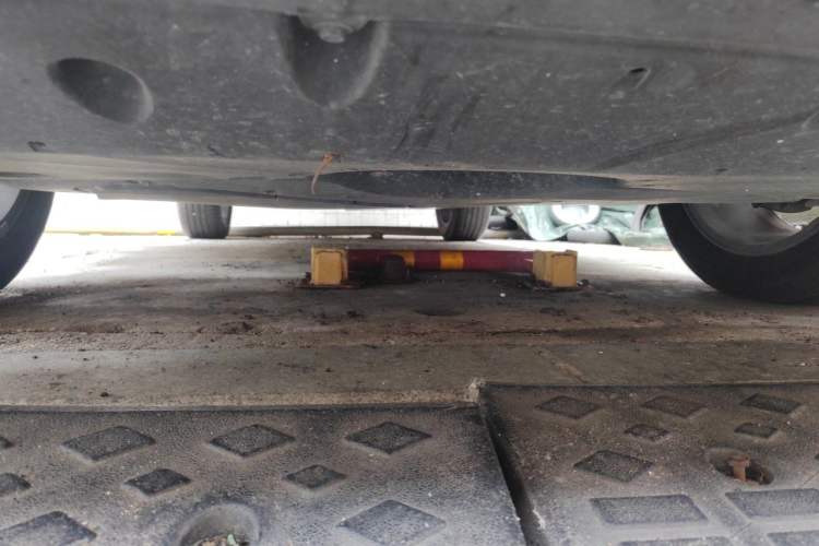 Used Toyota RAV4 2020 2.0L CVT Two-Wheel Drive Prestige Edition Chassis Front