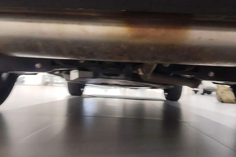 Used Toyota RAV4 2020 Dual-Motor 2.5L E-CVT Four-Wheel Drive Flagship Edition Chassis Rear