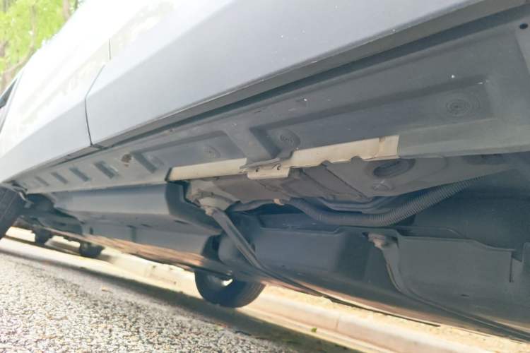 Used Toyota RAV4 2020 Dual-Motor 2.5L E-CVT Four-Wheel Drive Flagship Edition Chassis Rear Left