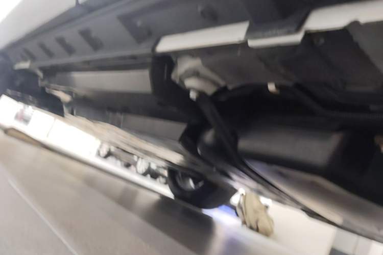 Used Toyota RAV4 2020 Dual-Motor 2.5L E-CVT Four-Wheel Drive Flagship Edition Chassis Rear Left