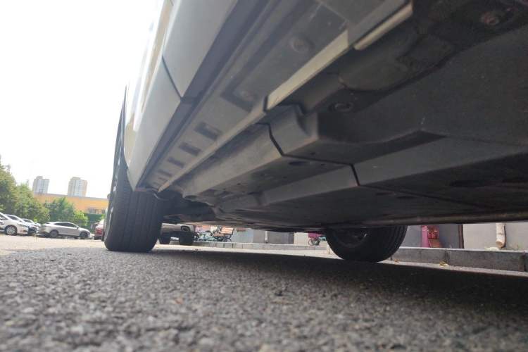 Used Toyota RAV4 2020 2.0L CVT Two-Wheel Drive Prestige Edition Chassis Rear Left