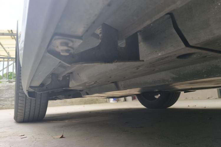 Used Toyota RAV4 2020 2.0L CVT Two-Wheel Drive Prestige Edition Chassis Rear Left