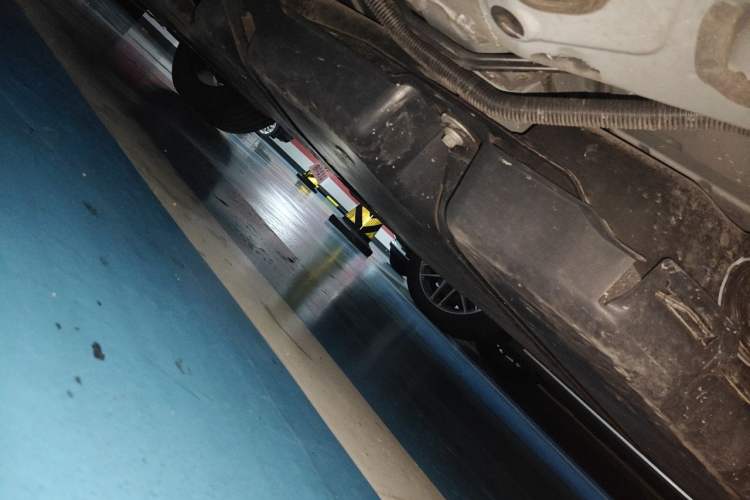 Used Toyota RAV4 2020 Dual-Motor 2.5L E-CVT Four-Wheel Drive Flagship Edition Chassis Rear Left