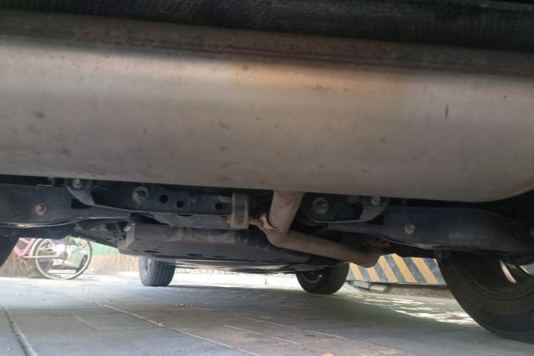Used Toyota RAV4 2020 Dual-Motor 2.5L E-CVT Four-Wheel Drive Flagship Edition Chassis Rear