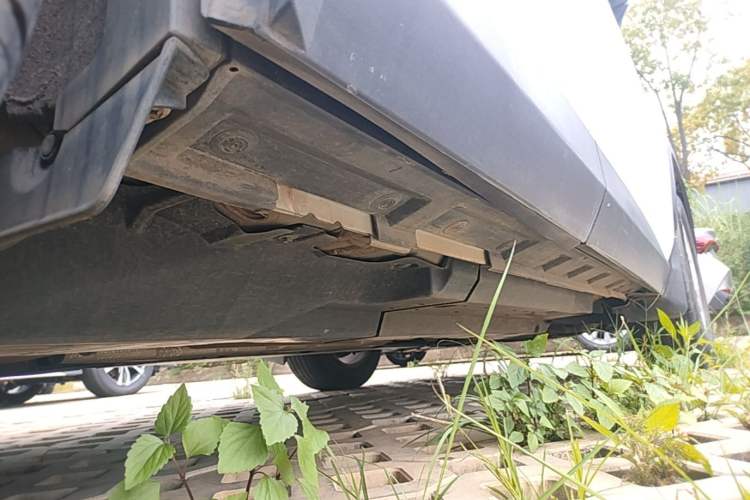 Used Toyota RAV4 2020 2.0L CVT Two-Wheel Drive Urban Edition Chassis Rear Right