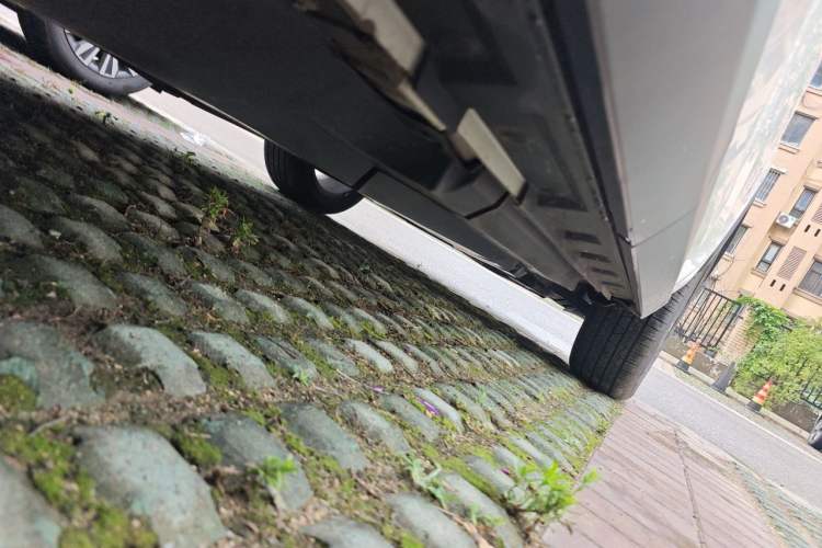 Used Toyota RAV4 2020 2.0L CVT Two-Wheel Drive Prestige Edition Chassis Rear Right