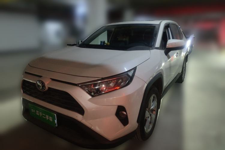 Used Toyota RAV4 2020 2.0L CVT Two-Wheel Drive Fashion PLUS Edition Guazi used car, China used car export, Used car for sale, Used cars, Cheapest cars for sale
