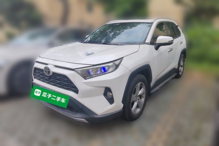 Used Toyota RAV4 2020 2.0L CVT Two-Wheel Drive Fashion Edition Guazi used car, China used car export, Used car for sale, Used cars, Cheapest cars for sale