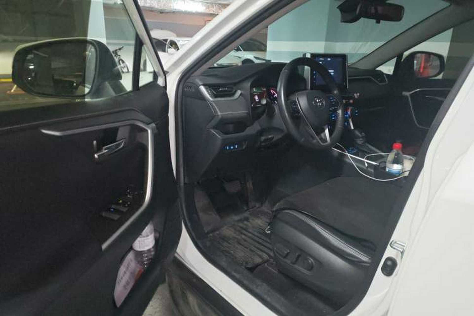 Used Toyota RAV4 2020 2.0L CVT Two-Wheel Drive Fashion PLUS Edition Driver Seat