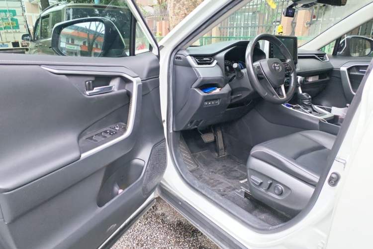 Used Toyota RAV4 2020 Dual-Motor 2.5L E-CVT Four-Wheel Drive Flagship Edition Driver Seat