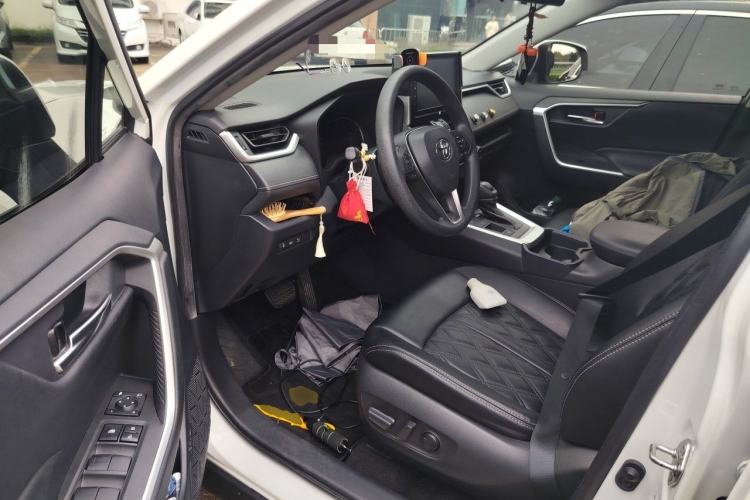 Used Toyota RAV4 2020 Dual-Engine 2.5L E-CVT Two-Wheel Drive Elite Edition Driver Seat