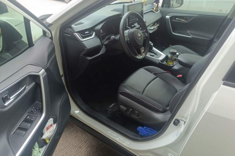 Used Toyota RAV4 2020 Dual-Motor 2.5L E-CVT Four-Wheel Drive Flagship Edition Driver Seat