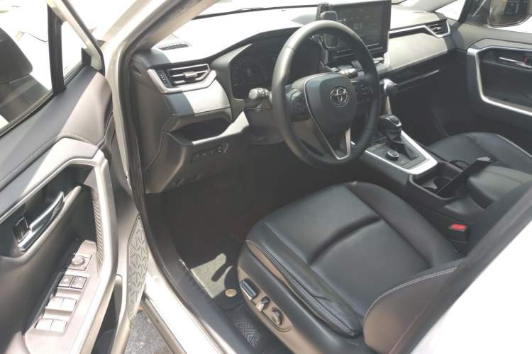 Used Toyota RAV4 2020 Dual-Engine 2.5L E-CVT Four-Wheel Drive Elite Edition Driver Seat