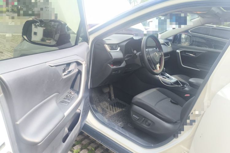 Used Toyota RAV4 2020 Dual-Engine 2.5L E-CVT Four-Wheel Drive Elite Edition Driver Seat